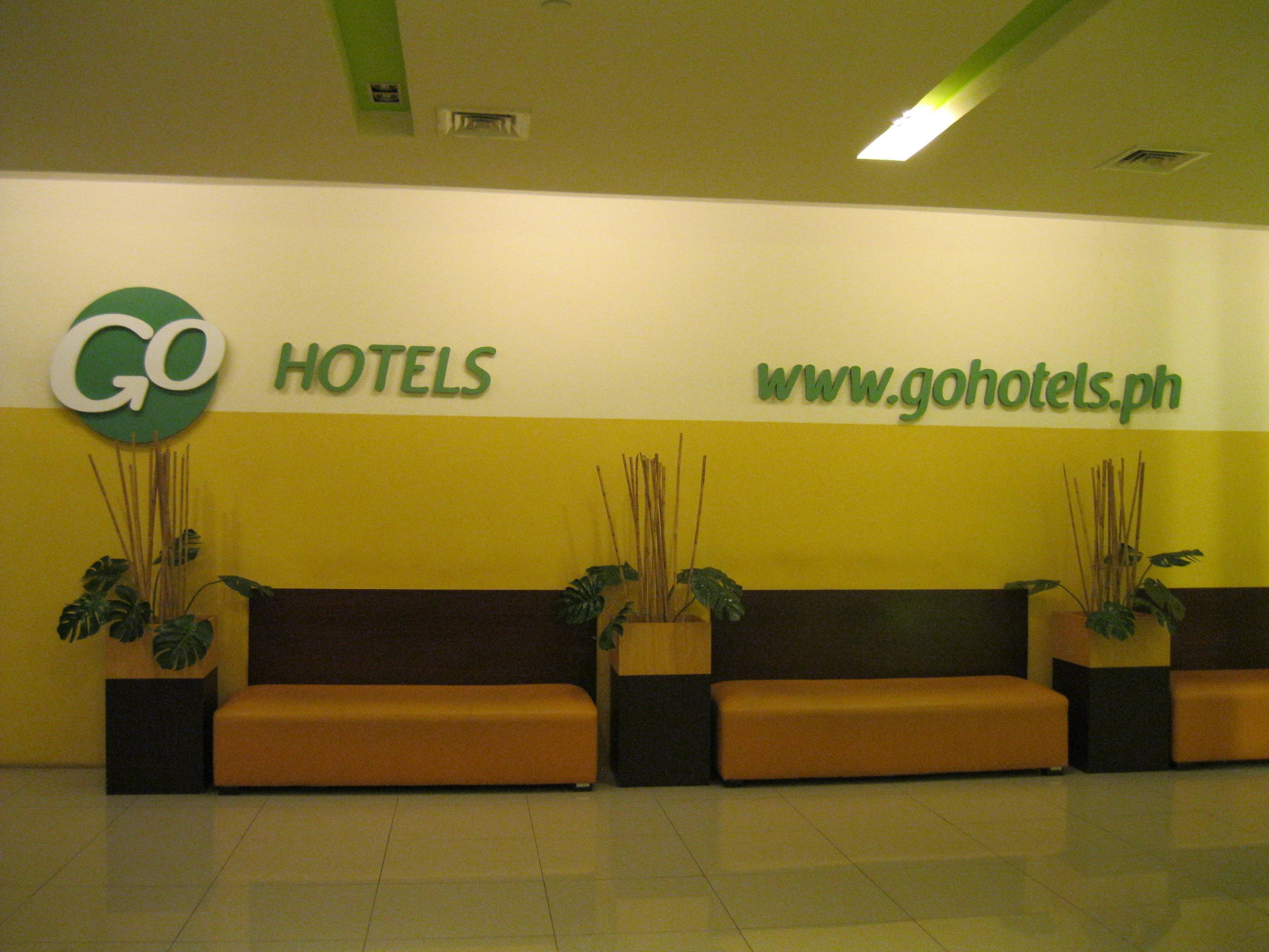 Go Hotels Plus Mandaluyong Exterior foto